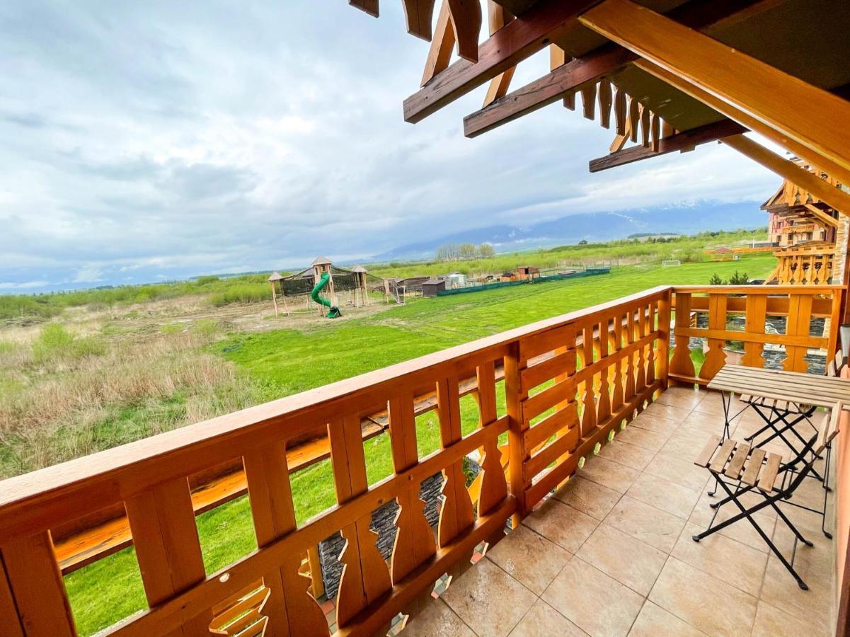 Apartment With Terrace & Amazing View Vel'ka Lomnica Buitenkant foto